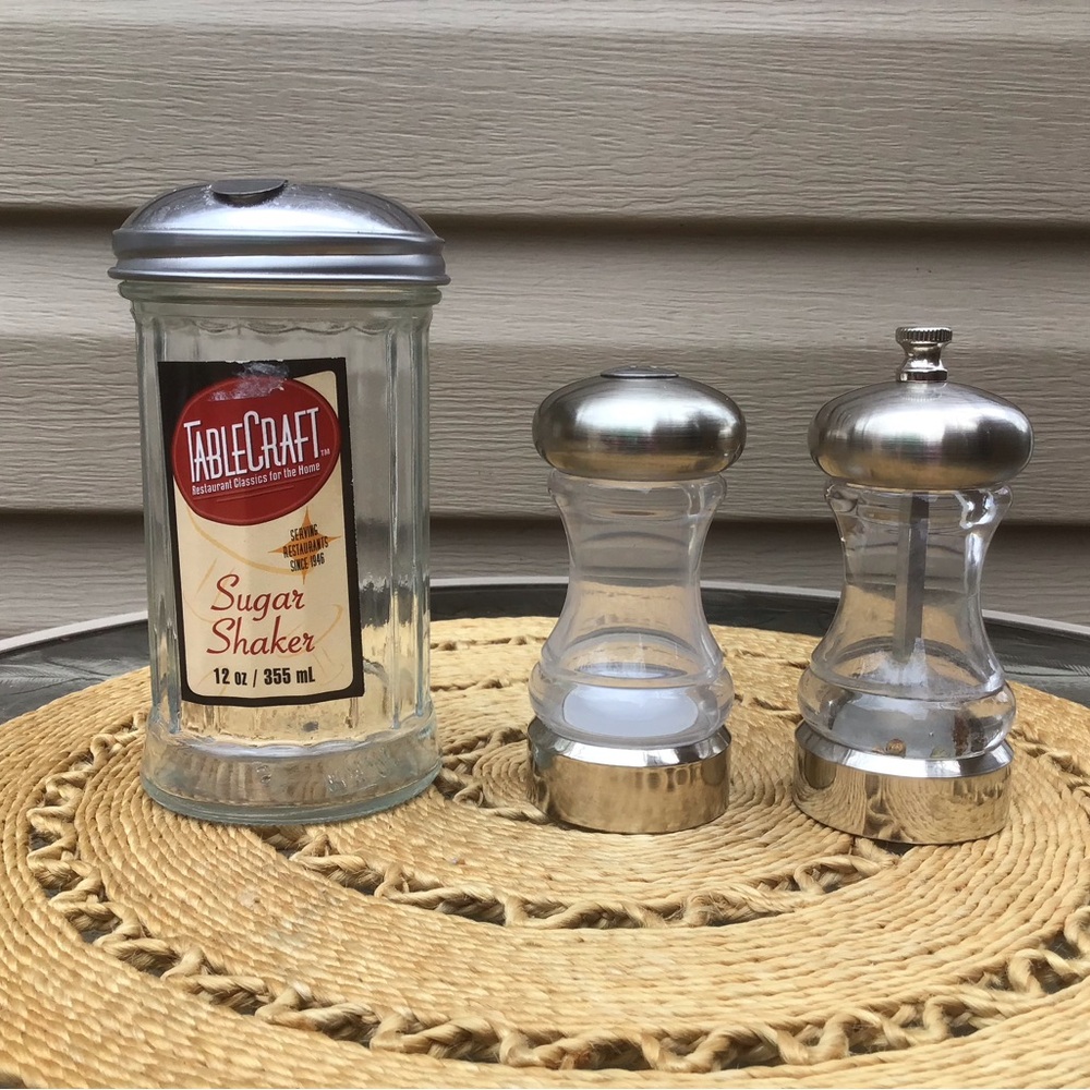 NEW 12 OZ Sugar Shaker and Pair Gently Used S&P Shakers (Grind Pepper)